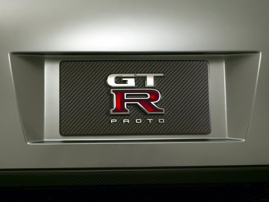 Логотип Nissan GT-R Proto Concept 2001 года  (фото 16 из 51)